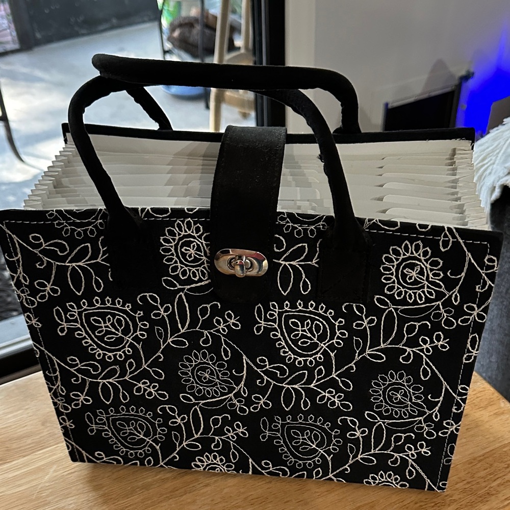 Embroidered Floral Accordion File Tote Craft Scrapbooking Organizer